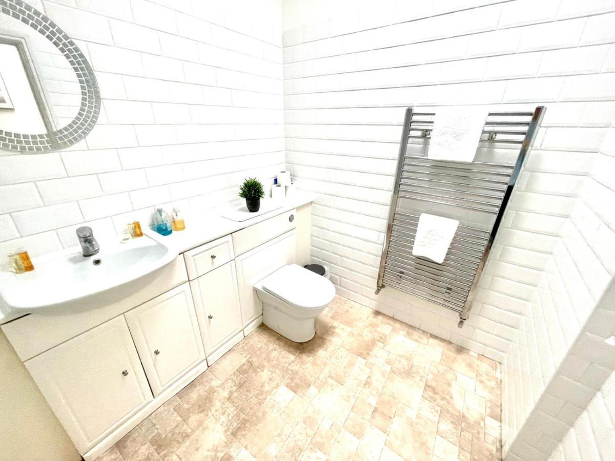 Koala & Tree - 2 Bedroom In City Centre - Short Lets & Serviced Accommodation Cambridge Exteriér fotografie