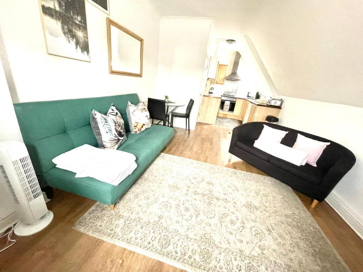 Koala & Tree - 2 Bedroom In City Centre - Short Lets & Serviced Accommodation Cambridge Exteriér fotografie